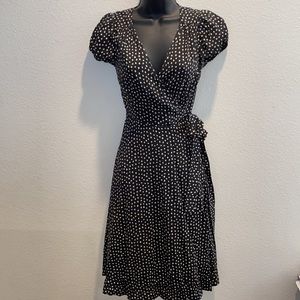 Ann Taylor Dress Size 2 Black & white